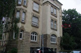 Wohnung kaufen in 70174 Nord, Attraktive 3- Zimmer Altbauwohnung mit Balkon, Fahrstuhl und EBK in Stgt.-West zum Kauf !
