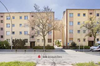 Wohnung kaufen in Lindauer Allee, 13403 Reinickendorf, 2-Zimmer-Wohnung direkt am U-Bahnhof Lindauer Allee