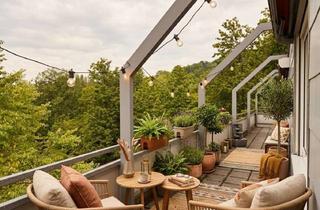 Wohnung kaufen in 76530 Baden-Baden, Großzügige 4-Zimmer-Wohnung mit umlaufendem Balkon und herrlichem Ausblick in zentrumsnaher Lage