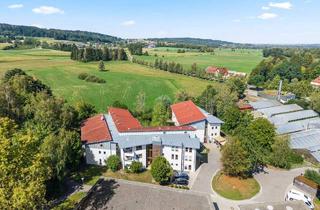 Wohnung kaufen in 88271 Wilhelmsdorf, Sofort verfügbar: Gepflegte 2-Zimmer-Wohnung im Seniorenwohnen mit Balkon & Carport in Wilhelmsdorf
