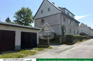 Wohnung kaufen in 08606 Oelsnitz, Zwei gut geschnittene Eigentumswohnungen in ruhiger Lage