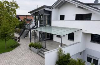 Wohnung kaufen in 79189 Bad Krozingen, Viel Platz in Bad Krozingen: 4-Zimmer-Wohnung mit Garten