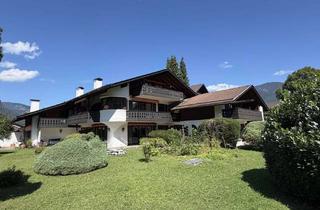 Wohnung kaufen in 82467 Garmisch-Partenkirchen, Gartenidylle & Bergblick in zentraler Toplage – stilvolle EG-Wohnung mit 2 Terrassen