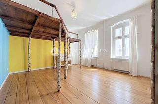 Wohnung kaufen in Siegfriedstraße 14, 12051 Neukölln, *Charmante 2-Zimmer-Altbauwohnung mit historischem Flair im Herzen von Neukölln*