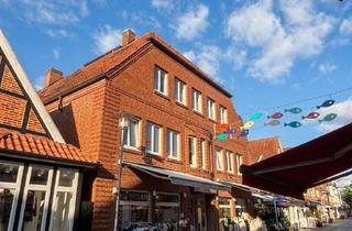 Wohnung mieten in 24306 Plön, Helle & Moderne 2-Zimmer-Wohnung mit Balkon in der Fußgängerzone von Plön zu vermieten!