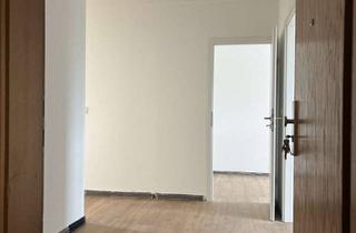 Wohnung mieten in Straße Der Freundschaft 10, 17091 Rosenow, Geschmackvoll renovierte 3-Zimmer-Wohnung - Erstbezug nach Modernisierung