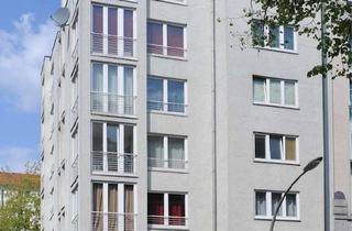 Sozialwohnungen mieten in Uhlandstraße 15, 10623 Charlottenburg, 2-Zimmer-Wohnung Nähe Savingyplatz - WBS 140 mit besonderem Wohnbedarf erforderlich