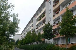 Wohnung mieten in Dr.-Salvador-Allende-Straße, 36433 Bad Salzungen, 3-Raum-Wohnung mit Balkon (Sammelbesichtigungstermin: 02.09.2026 09:30-10:00 Uhr)