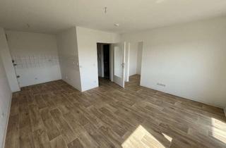 Sozialwohnungen mieten in Rosa-Luxemburg-Ring 24, 07586 Bad Köstritz, Helle, frisch renovierte 1-Raum-Wohnung im 2. OG mit Weitblick [Nr. 08] | WBS erforderlich