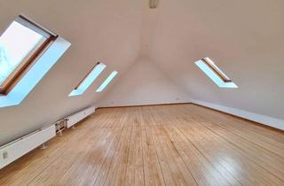 Wohnung mieten in Tiecksweg, 22089 Eilbek, Eilbek, großzügige DG-Whg, frisch renoviert