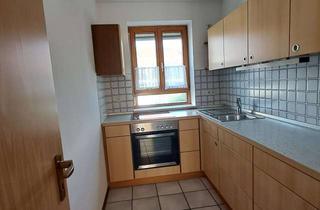 Wohnung mieten in 83607 Holzkirchen, Schöne 2-Zimmer-Wohnung mit EBK und Balkon in Holzkirchen