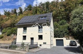 Haus kaufen in Soonwaldstr. 42, 55595 Winterburg, Provisionsfrei, kernsaniertes Zweifamilienhaus