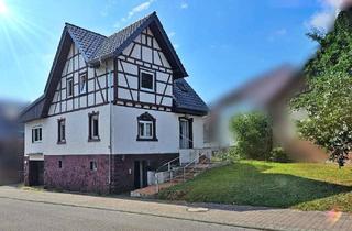Haus kaufen in Ortsstraße 41, 64756 Mossautal, Familiendomizil - Charmantes Fachwerkhaus, teilsaniert und mit neuem Dach in Unter-Mossau