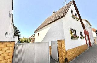 Einfamilienhaus kaufen in 68623 Lampertheim, *Ihre Chance: Sanierungsbedürftiges Einfamilienhaus in zentraler Lage von Lampertheim*