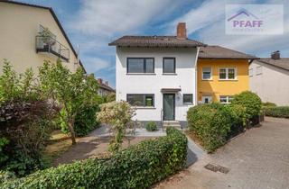 Doppelhaushälfte kaufen in 78239 Worblingen, Zuhause ankommen in Worblingen Im Bildstöckle! Renovierte Doppelhaushälfte mit Garten und Garage