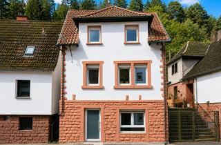 Einfamilienhaus kaufen in 67471 Elmstein, Platz für heute. Ideen für morgen. Einfamilienhaus mit Garten und zwei Stellplätzen