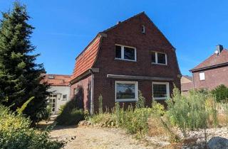 Haus kaufen in 47638 Straelen, Als Mehrgenerationenobjekt interessant - Haus mit 3 Wohneinheiten mit sep. Eingängen