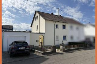 Doppelhaushälfte kaufen in 72810 Gomaringen, Charmante Doppelhaushälfte mit schönem Garten und großer Garage