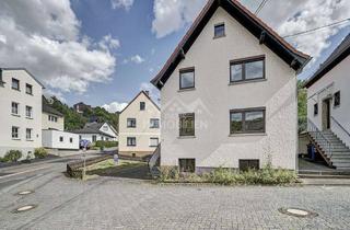 Haus kaufen in 56588 Waldbreitbach, Kleines Haus mit Charme und Potenzial – ideal für Handwerker und Individualisten