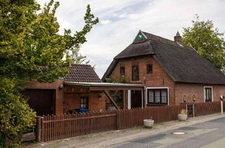 Haus kaufen in 27804 Berne, *** BERNE RANZENBÜTTEL - KLASSISCHES REETDACH - TEILS MODERNISIERT - NEBENGEBÄUDE mit SAUNA ***
