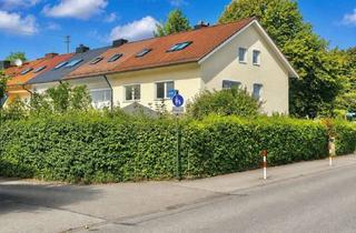 Haus kaufen in 82041 Oberhaching, Zwei Wohnungen plus DG-Ausbaureserve. Mehrgenerationenhaus mit Potenzial