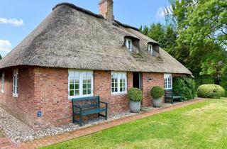 Haus kaufen in 25889 Uelvesbüll, Historische Reetdachkate in einzigartiger Deichlage an der Nordsee