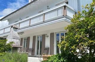 Haus kaufen in 86935 Rott, 362 m² auf drei Ebenen in Rott: Mehrgenerationenhaus mit Einliegerwohnung, Wintergarten und Doppelga