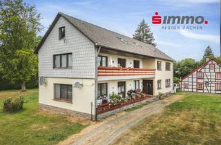 Anlageobjekt in 52156 Monschau, Zukunftssichere Investition in Monschau-Konzen: Mehrfamilienhaus mit Garagen und Stellplätzen
