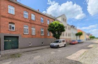 Anlageobjekt in 39517 Tangerhütte, Für Anleger: MFH mit 3 Einheiten und Top-Potenzial in Tangerhütte