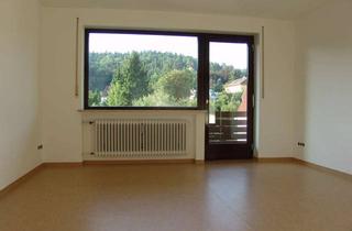 Wohnung kaufen in Hauptstraße 28, 86482 Aystetten, Große 4-Zimmer-Wohnung mit Balkon im 2. OG