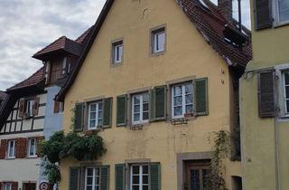Wohnung kaufen in 79219 Staufen, Zwei Eigentumswohnungen in historischem Fachwerkhaus in der Staufener Altstadt