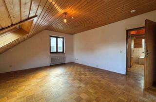 Wohnung kaufen in 75378 Bad Liebenzell, Charmante, bezugsfreie 2-Zimmer-Wohnung mit Südbalkon in idyllischer Höhenlage – Unterlengenhardt