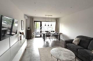 Wohnung kaufen in 68723 Schwetzingen, Kernsanierte 4-Zimmer-Wohnung mit Garage, Balkon und Häcker-Küche - bezugsfertig in Schwetzingen