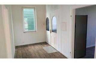 Wohnung mieten in Erzstraße 29, 38678 Clausthal-Zellerfeld, Renovierte 4 Zimmer Wohnung mit Einbauküche, 120qm