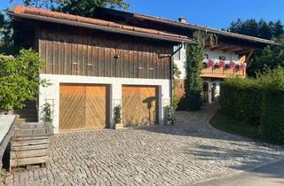 Haus kaufen in 83362 Surberg, Landhaus mit Weitblick auf großem Grundstück – idyllische Lage, wertvolle Benefitfläche, Werkstatt
