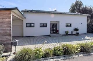 Einfamilienhaus kaufen in 86879 Wiedergeltingen, Viel Freiraum: Einfamilienhaus in Wiedergeltingen