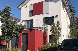Haus mieten in Unterelchinger Weg, 89275 Elchingen, Einfamilienhaus mit integrierter Garage und schönem Garten