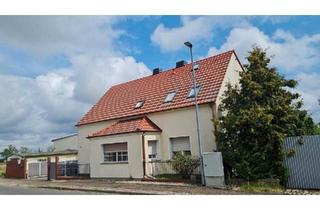 Haus kaufen in 04886 Beilrode, Beilrode - Dreiseitenhof mit 3 Wohnungen, Stallungen & ca.7.000 qm Land