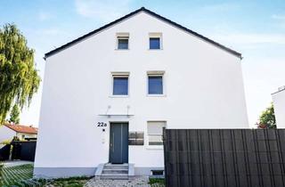 Wohnung kaufen in 82110 Germering, 5,4% Rendite - kernsanierte 2-Zimmer DG-Wohnung zur Kapitalanlage - Provisionsfrei!