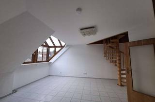 Wohnung mieten in 82256 Fürstenfeldbruck, Helle 2-Zimmer-DG-Wohnung in Fürstenfeldbruck (Buchenau)