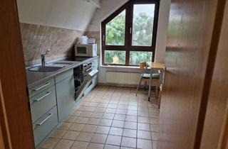 Wohnung mieten in Hasslocher Strasse 76, 65428 Rüsselsheim, 3-Zimmer-DG-Wohnung in Bahnhofsnähe