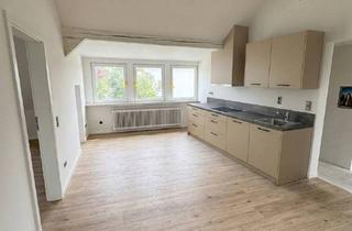 Wohnung mieten in Amselweg 20, 74189 Weinsberg, Erstbezug nach Sanierung: Moderne 2-Zi.-Dachgeschosswohnung mit Klima und Küche