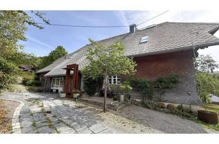 Haus kaufen in Dorfstraße 17, 79872 Bernau, Design-Juwel in Bernau: Exklusiver Gewerbetrakt & 2 Wohneinheiten mit großer Nutzungsflexibilität