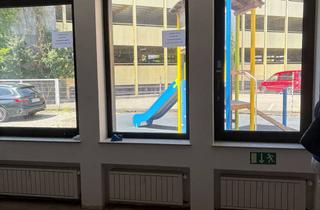 Gewerbeimmobilie mieten in Bahnhofstr. 5a, 34497 Korbach, Zu verkaufen oder zu vermieten: Lagerhalle mit 100 m² in der Bahnhofstraße 5a in Korbach.