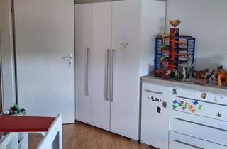 Wohnung mieten in 18437 Grünthal-Viermorgen, Drei Zimmer mit Balkon: Helle Wohnung in Stralsund