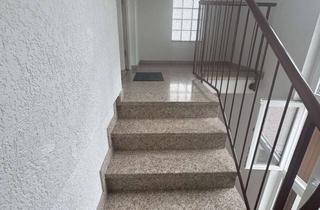 Wohnung mieten in 79346 Endingen, 88 m² Wohnung im 2. OG: Neue EBK, Bad mit Wanne & Dusche, sonniger Balkon in Endingen am Kaiserstuhl