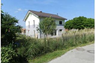Haus kaufen in Am Obstanger, 83417 Kirchanschöring, Moderne Familien-Idylle in Kirchanschöring: Freistehendes KfW-55 Effizienzhaus