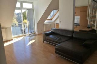 Wohnung kaufen in 09130 Chemnitz, Chemnitz - Maisonette-Wohnung mit Balkon und EBK zu verkaufen