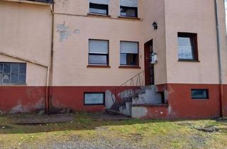 Einfamilienhaus kaufen in 56767 Uersfeld, Uersfeld - Freistehendes Einfamilienhaus mit Nebengebäude