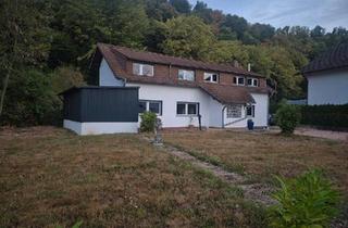 Haus kaufen in 66839 Schmelz, Schmelz - 1-2 Familienhaus in Schmelz-OT zu verkaufen